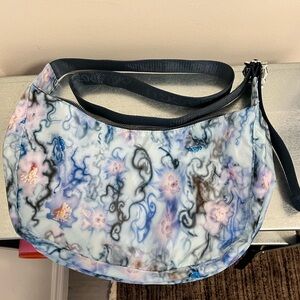 Baggu x Collina Strada Medium Crescent Shoulder Bag in Blue Thorns